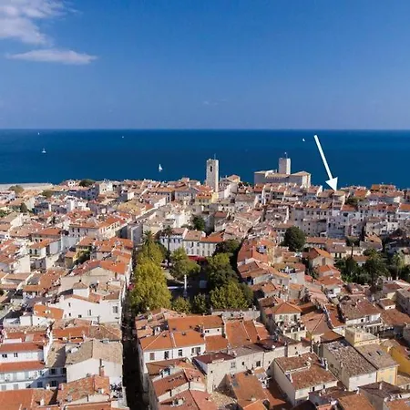 Apartment Charming Flat In Old - 50m From The Sea Antibes